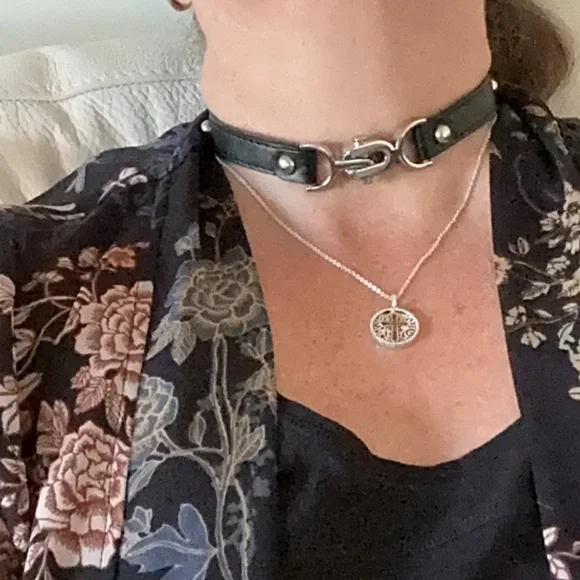 Cotton On Coker Necklace/Wrap Bracelet Gothic or Biker Style 15.5 in. in length. - Picture 7 of 8